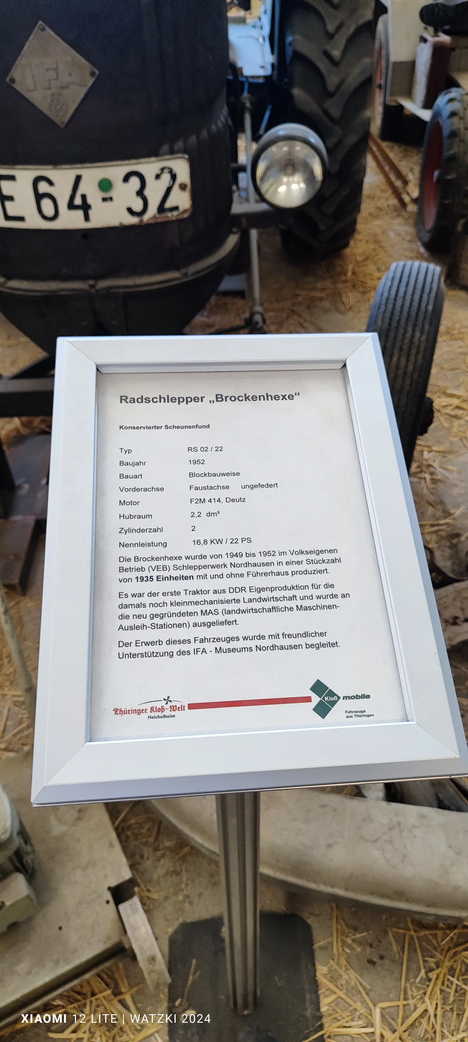 ./HeimatJubi/7_Heimatverein Vippachedelhausen im Klosmuseum_Fahrzeuge 2025_ergebnis.webp